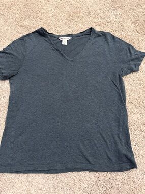 Athleta Women's “Breezy”  V-Neck Short Sleeve Tee